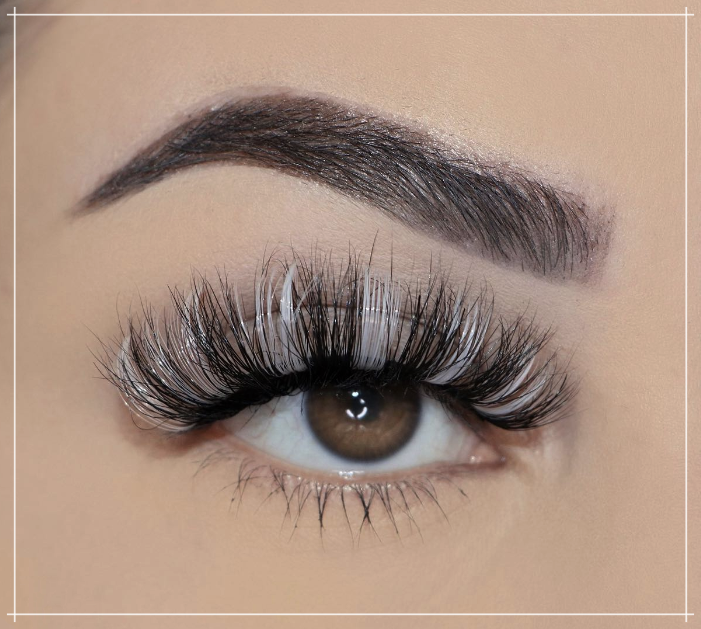 10. White And Black Lash Extensions