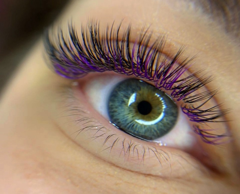 A Few Words About Purple Eyelash Extensions