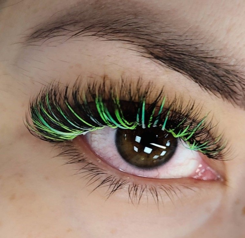 What Makes Green Lash Extensions Stand Out