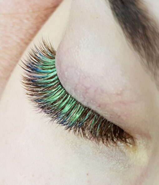 Green Lash Extensions - New colors for a perfect look