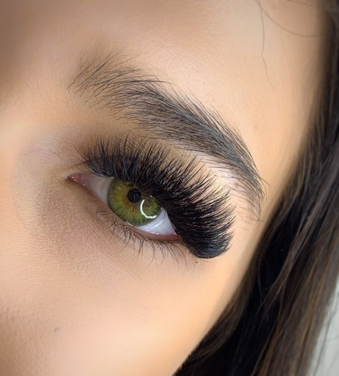 Things To Keep In Mind Using Fluffy Lashes