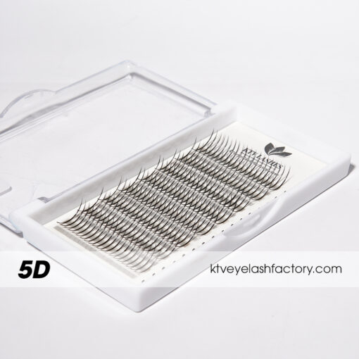 NEW 5D SPIKE LASHES