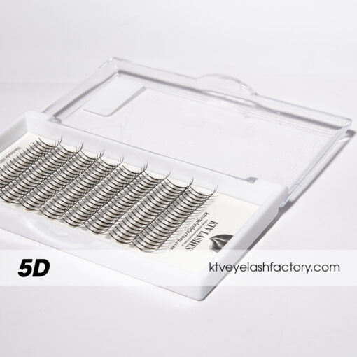 NEW 5D SPIKE LASHES