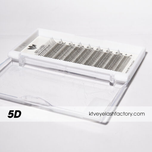 NEW 5D SPIKE LASHES